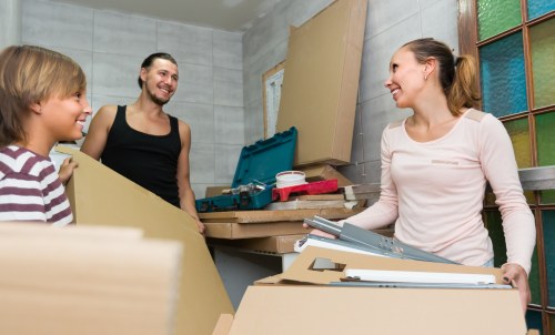 Portable mobile self storage unit delivered in Woodgreen
